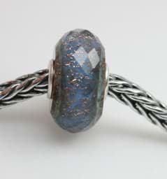 Zeige Details für Troll Agate 17 TROLLBEADS DAY 2022 Original Abbildung TGLBE-30086 "mit Einkaufwagen Chip am Schlüsselanhänger" Bild von Troll Agate 17 TROLLBEADS DAY 2022 Original Abbildung TGLBE-30086 "mit Einkaufwagen Chip am Schlüsselanhänger"